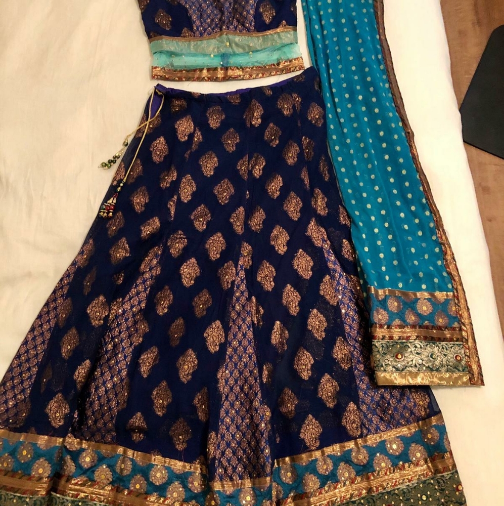 Indian womens Dress - Lengha Choli